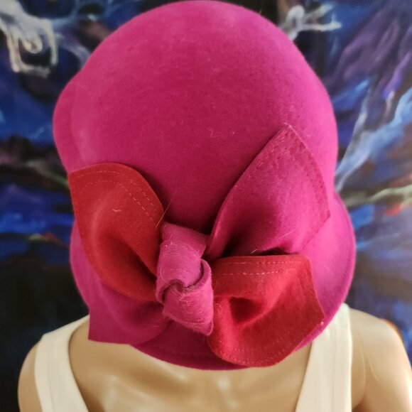 Pink and Red Wool Hat - Picture 5 of 7